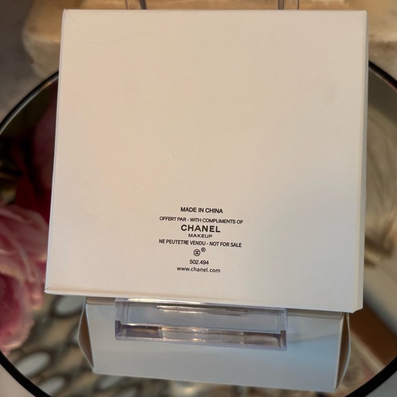 NIB Black mini casa Crossbody Bag with Gold Chain - Picture 8 of 9